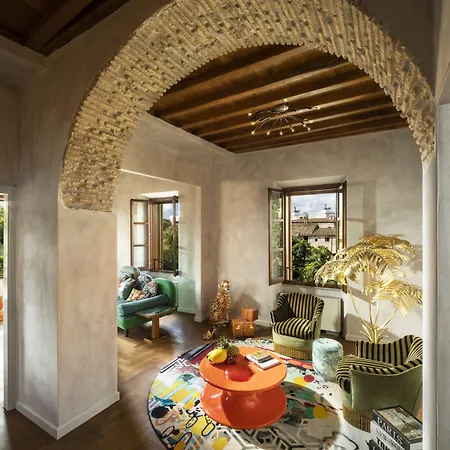 Palm - Small Luxury Of The World 罗马