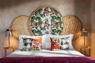 Palm - Small Luxury Of The World *